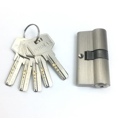 Fermeture à double cylindre de sécurité ouverte