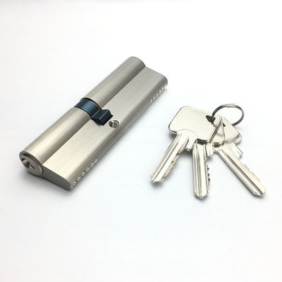 Taille personnalisée Euro Cylinder Lock 100mm Double Cylinder Lock Matériau en laiton