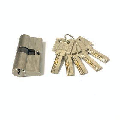 Cylindre en laiton d'aluminium de taille personnalisée de 60 mm Fermeture à baril de porte avec clés