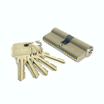 Couleurs adaptées aux besoins du client de cylindre en laiton de porte de salle de bains du cylindre 70mm de zinc diverses disponibles